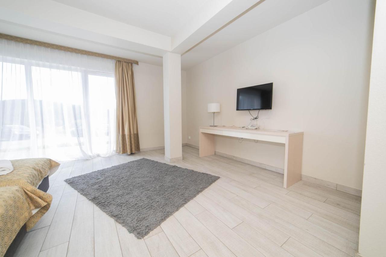سيينا Ms-Apart Apartamenty Przy Stoku - Czarna Gora المظهر الخارجي الصورة